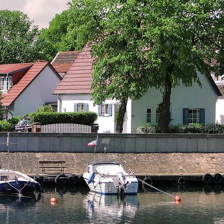 Auster, Direkt Am Alten Strom Rostock Exteriör bild