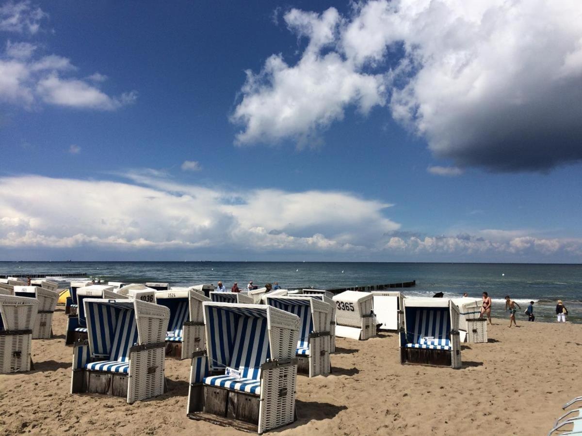 Auster, Direkt Am Alten Strom Rostock Exteriör bild